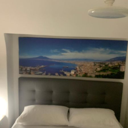 Appartement Viky House Chiaja 1 à Naples Extérieur photo