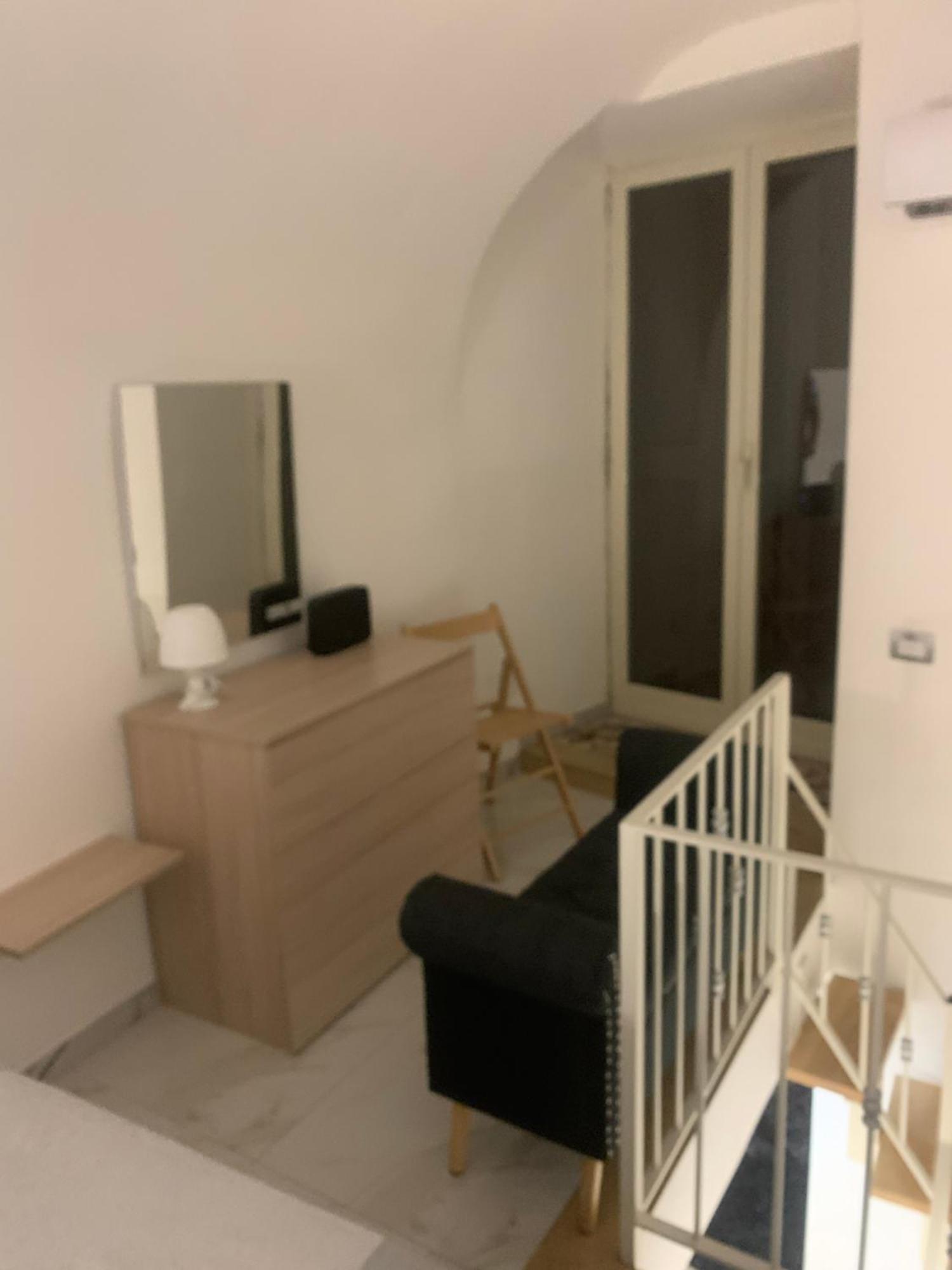 Appartement Viky House Chiaja 1 à Naples Extérieur photo